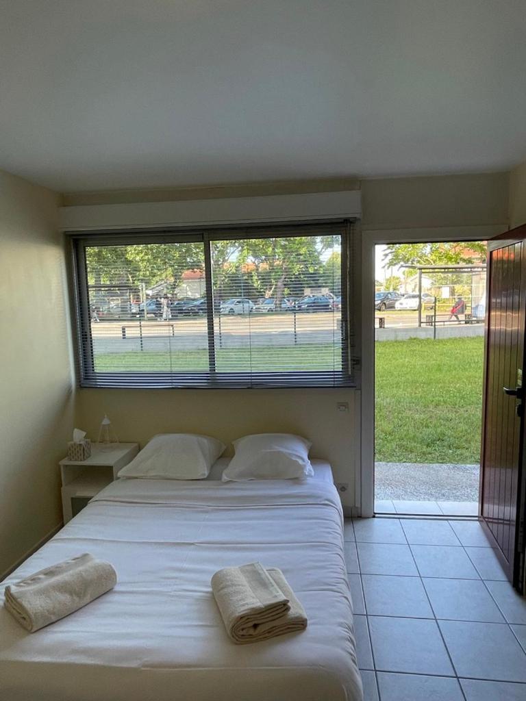 Appartement Ou Studio En Hyper Centre, Pour La Plage Et La Rue Pietonne Il Suffit De Traverser La Rue , Voir La Photo Principale Андерно-ле-Бэн Экстерьер фото