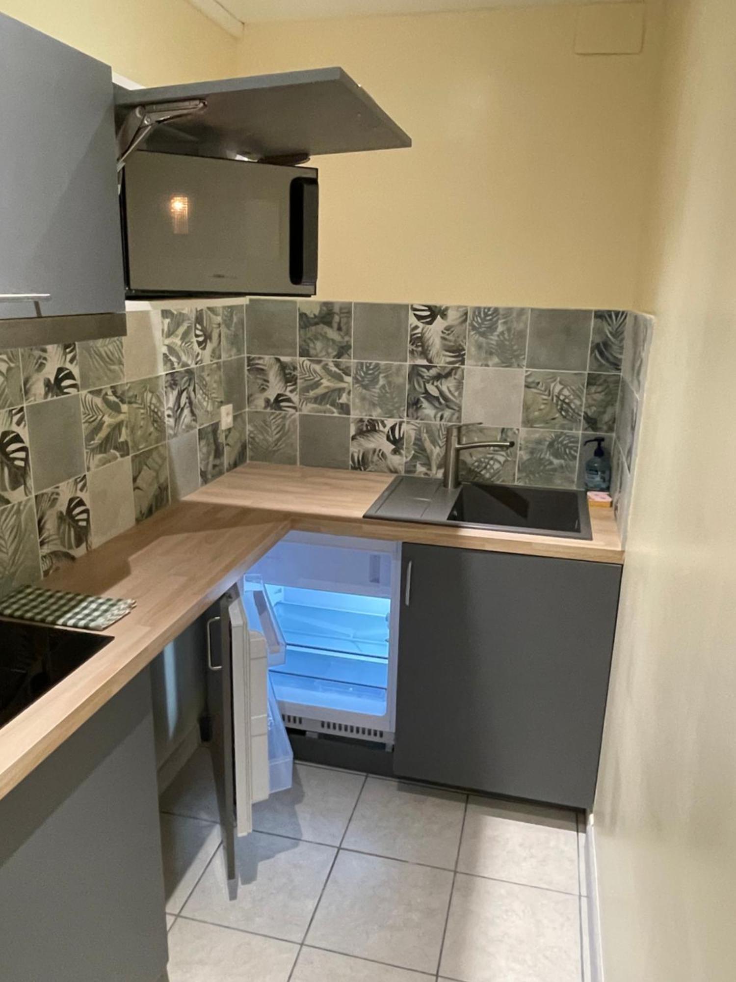 Appartement Ou Studio En Hyper Centre, Pour La Plage Et La Rue Pietonne Il Suffit De Traverser La Rue , Voir La Photo Principale Андерно-ле-Бэн Экстерьер фото